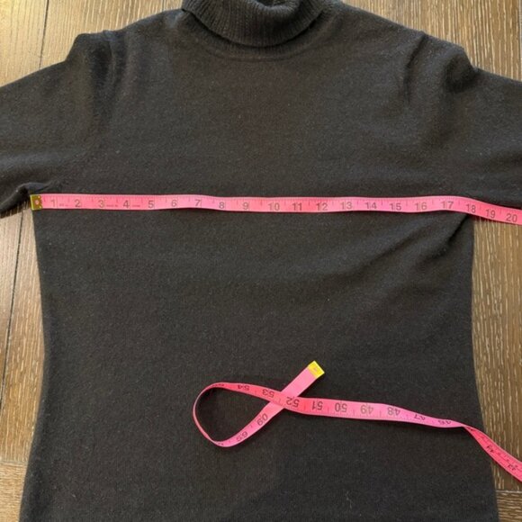 Ann Taylor 100% Cashmere Black Turtleneck Sweater Size Large - Picture 5 of 6
